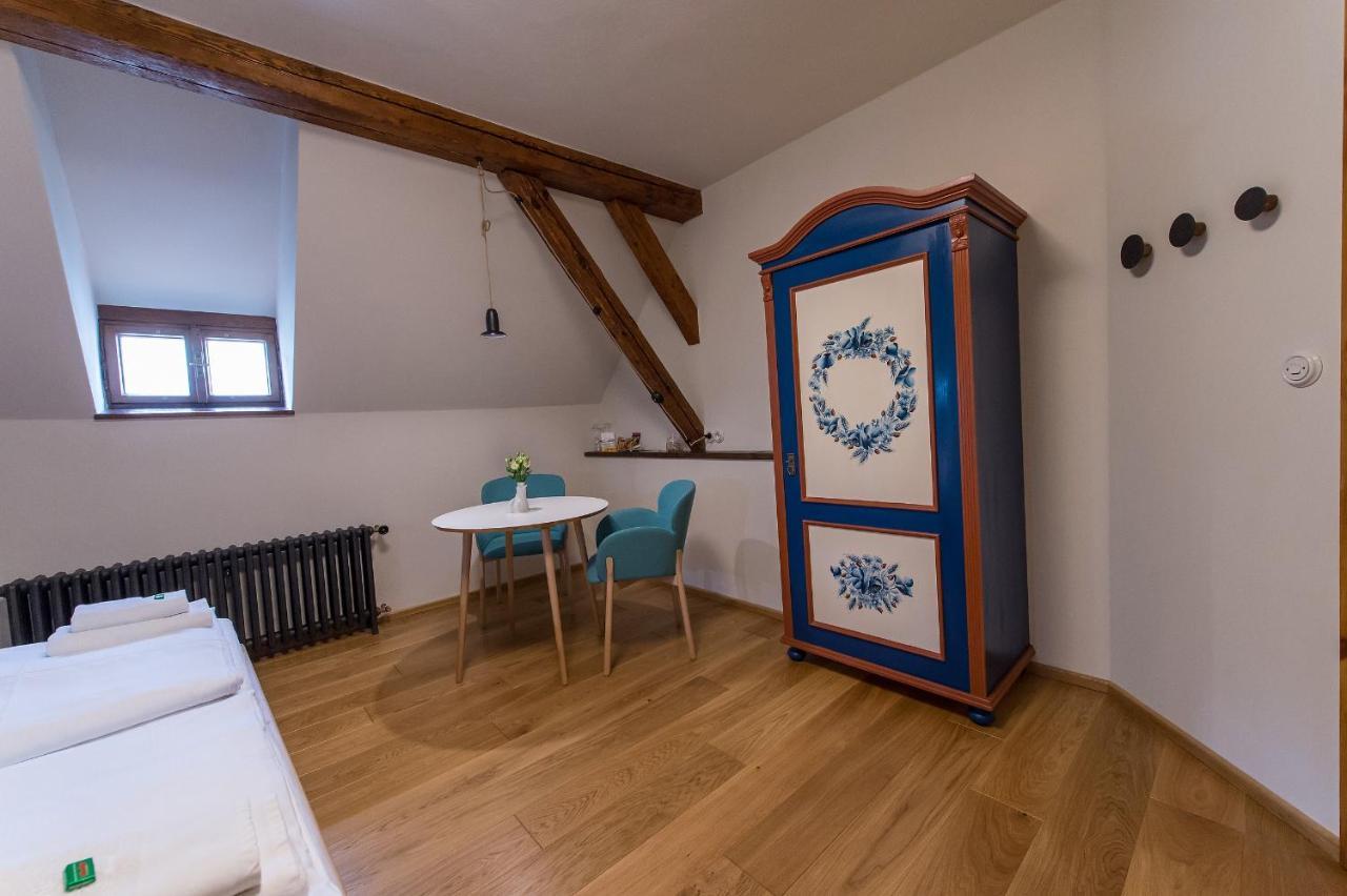 Alt Straninger Hotell Český Krumlov Exteriör bild