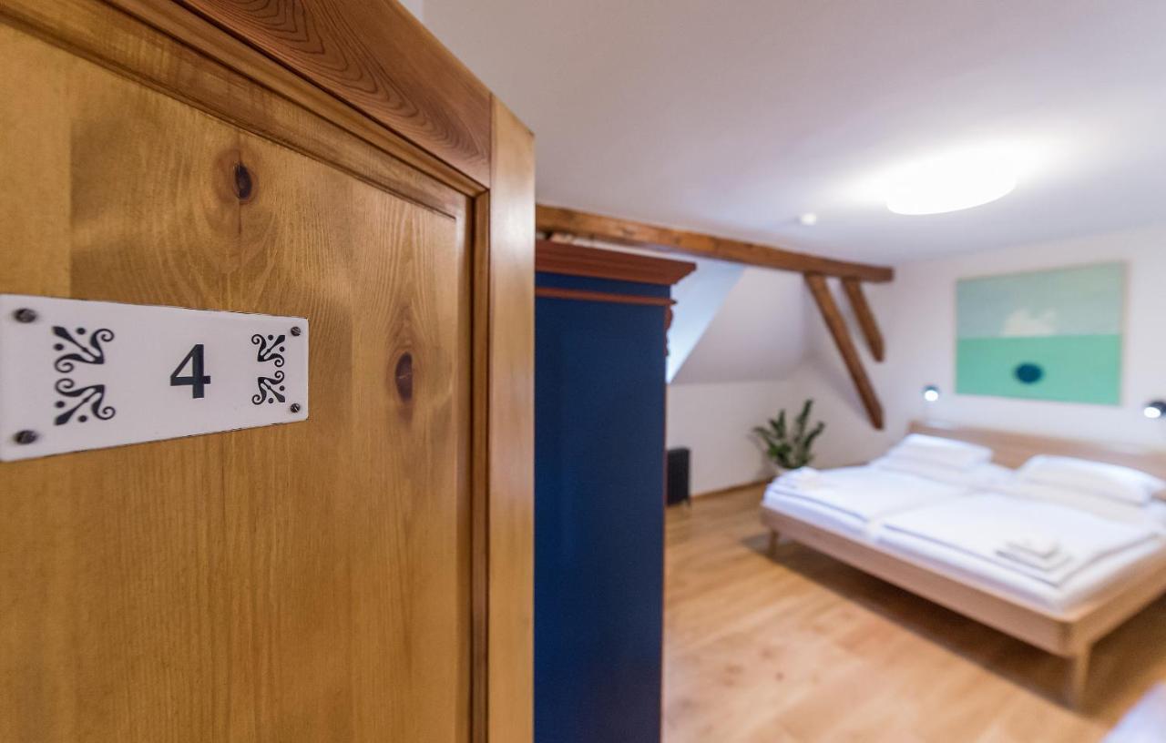 Alt Straninger Hotell Český Krumlov Exteriör bild